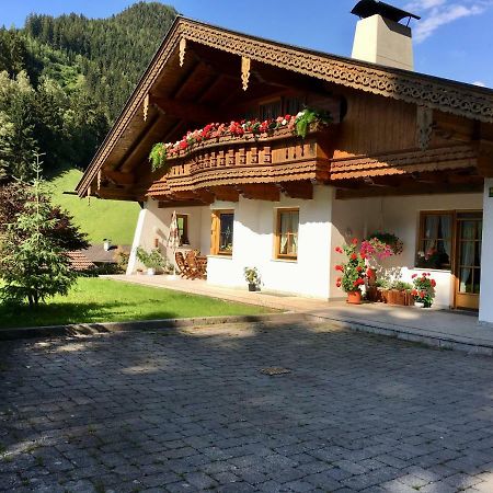 Ferienwohnung Bacher Oberkumbichl 900 Mayrhofen Ngoại thất bức ảnh